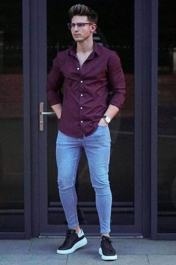 Light Blue Casual Trouser, Ideas With Purple And Violet Shirt, Outfit Camisa Con Jeans Hombre: 