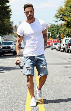 Light Blue Jeans, Shorts Wardrobe Ideas With White T-shirt, White Tshirt Outfit Men: 