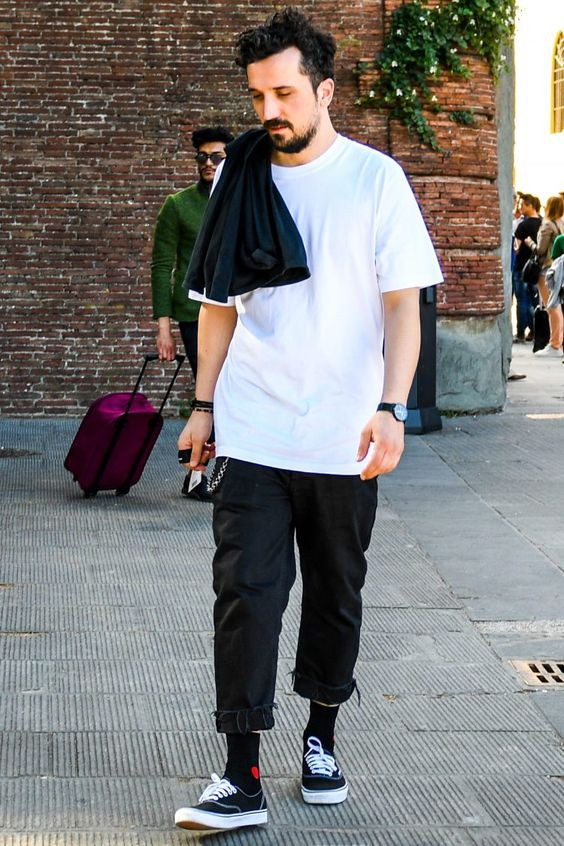 White T-shirt, Vans Attires Ideas With Black Casual Trouser, Vans Authentic Outfits: 
