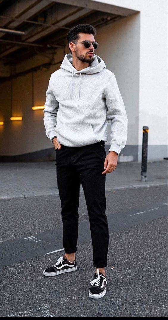 Grey Hoody, Winter Fashion Ideas With Black Suit Trouser, Look Streetwear Masculino: 