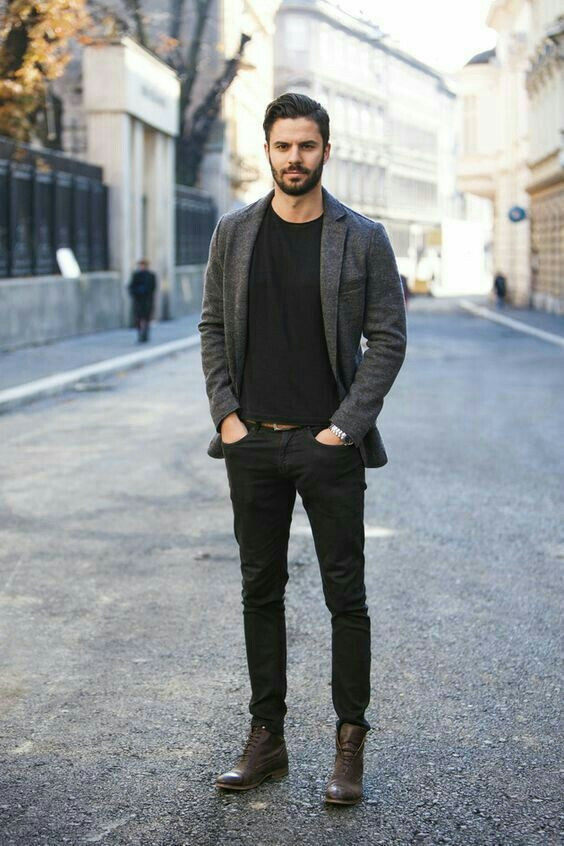 Black Casual Trouser, Outfit Trends With Grey Wool Coat, Casual Date Attire Male: 