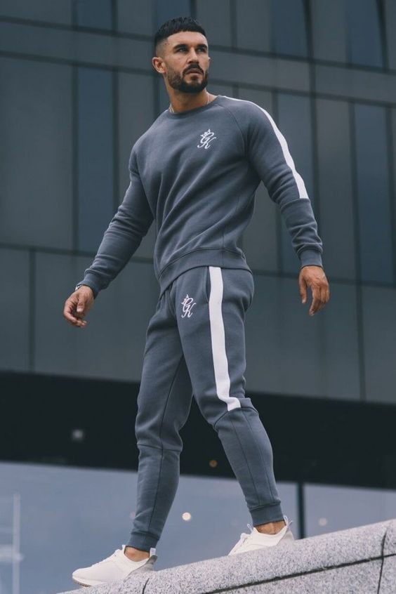 Grey Sweatshirt, Winter Fashion Outfits With Grey Casual Trouser, Tracksuit Outfit For Men: 