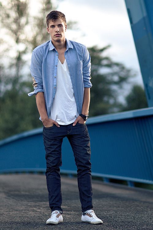 Dark Blue And Navy Jeans, Ideas With Light Blue Denim Shirt, College ...