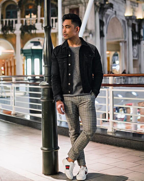 Beige Casual Trouser, Plaid Pants Ideas With Black Casual Jacket, Plaid Dress Pants Outfits For Men: 