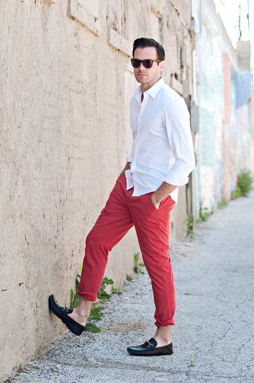 Red Casual Trouser, Men's Outfit Trends With White Shirt, Red And White Outfit  Men | Casual wear