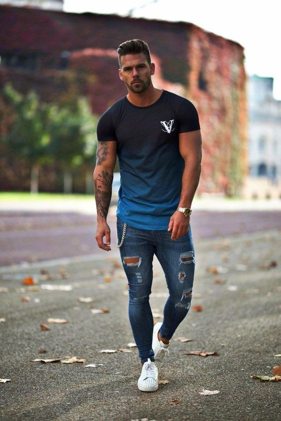Black T-shirt, Men's Summer Outfits Ideas With Dark Blue And Navy Jeans, Street Style Simple Men's Fashion: 