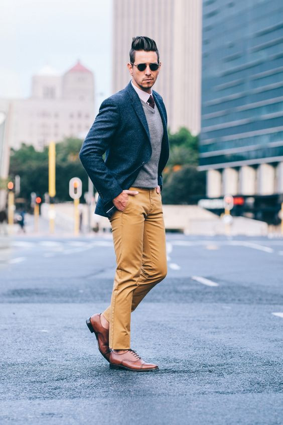Beige Casual Trouser, Men's Fashion Tips With Dark Blue And Navy Suit Jackets Tuxedo, Smart Casual Brown Shoes: 