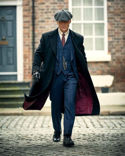 Dark Blue And Navy Winter Coat, Gloves Fashion Ideas With Dark Blue And Navy Formal Trouser, Peaky Blinders Outfit: 