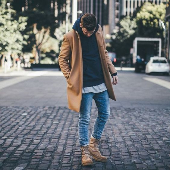 Beige Winter Coat, Boot Ideas With Light Blue Casual Trouser, Hoka Street Style Men: 