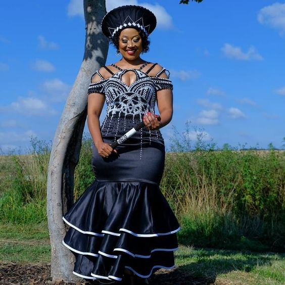 African traditional dresses, modern zulu traditional attire, wedding dress | Sun hat,  zulu people,  folk costume: 