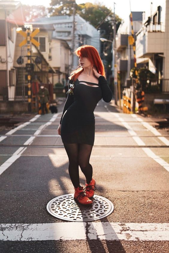 Jenna Lynn Meowri is Looking Sexy in Her Chic Black Dress and Bold Red Shoe