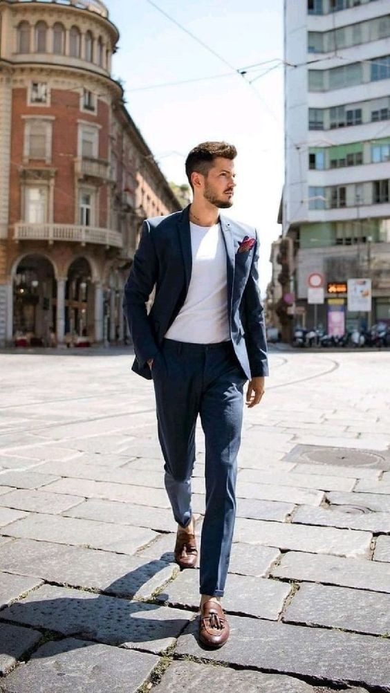 Get savvy with your graduation style by opting for a navy suit!: day suits for men,  Smart casual,  Formal wear,  men's suits,  men's suit  