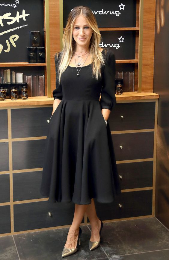 Feeling the love in a full-skirted dress meant for moments of mourning: sarah jessica parker little black dress,  sarah jessica parker,  Little Black Dress,  cocktail dress,  Wedding dress,  Wrap dress,  Ball gown  