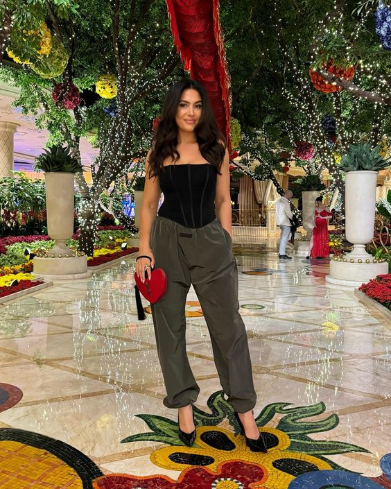 With her heart clutch and all, she's a heartbreaker stealing the show with her style!: molly qerim ig,  Outfit of The Day,  molly qerim,  First Take  